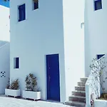 Nicos & דירה לוגאראס