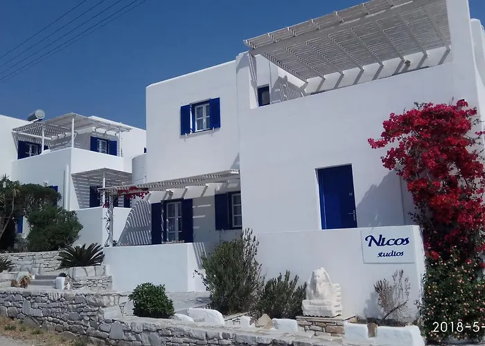 Lägenhet Nicos & Logaras